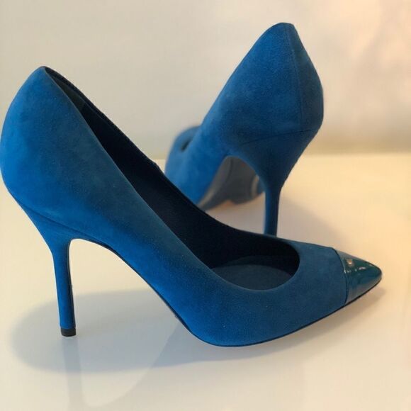 Yves Saint Laurent Heels  - Picture 3 of 8